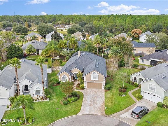 3rd image of 836 Templeton Ln