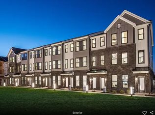 301 Sadie Cir, New Brunswick, NJ 08901
