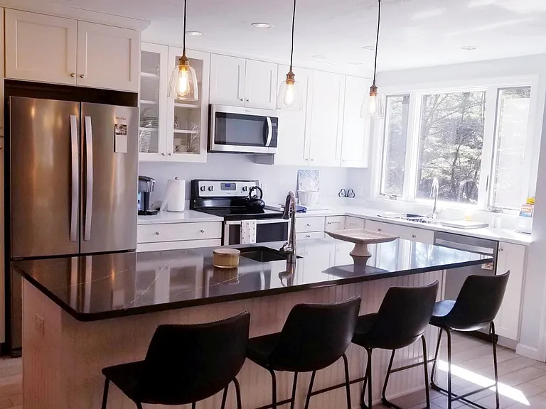 New fully equipped Kitchen