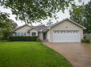 255 Merriwood Cir, Kingsland, GA 31548