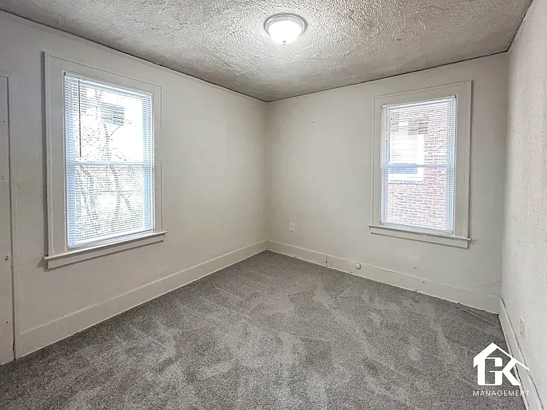 2638 Richton St — Photo 8