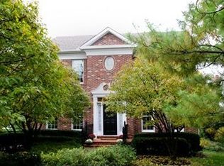 414 N Warson Rd, Saint Louis, MO 63124