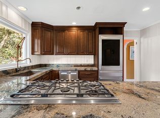 1241 Winston St, Charleston, SC 29407