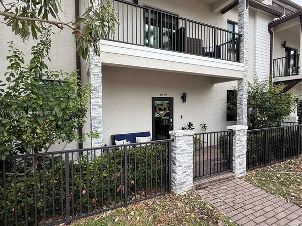 8379 Central Park Blvd #0, Miami, FL 33166