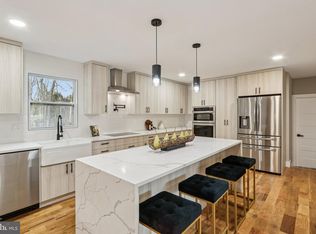 923 Hunt Dr, Yardley, PA 19067