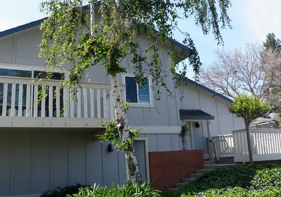 1st image of 1367 Cherrywood Sq