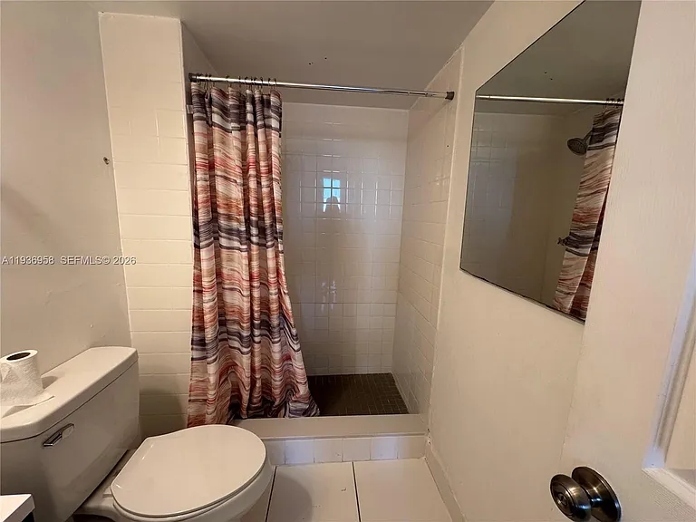 2821 N Miami Beach Blvd #5P — Photo 12