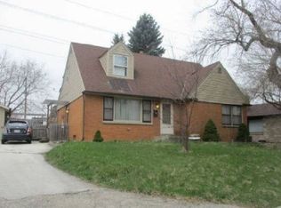 5517 N Argyle Ave, Glendale, WI 53209