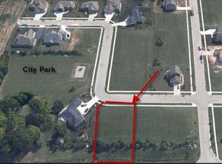 617 Evergreen Ter, Port Washington, WI 53074
