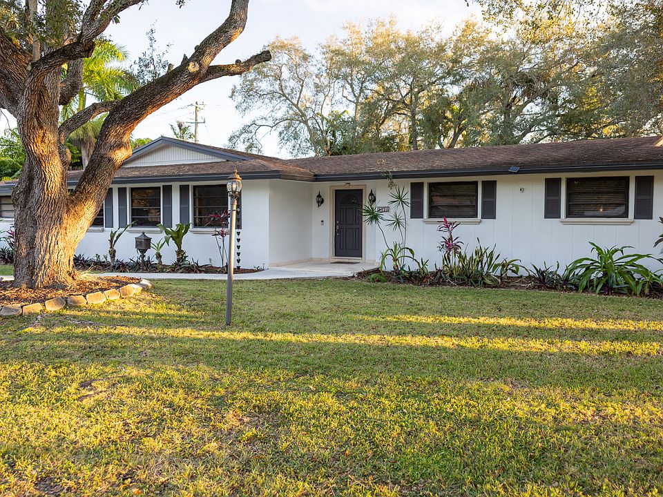 1st image of 8320 SW 162nd St
