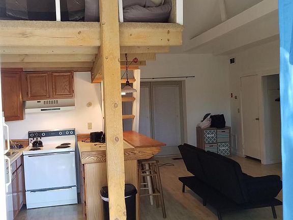 5th image of 55 Livingston St APT 8
