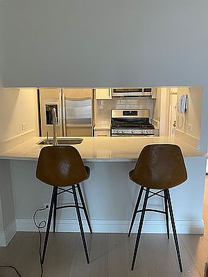 1st image of 1738 2nd Ave #4