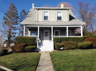 27 Little Nahant Rd, Nahant, MA 01908