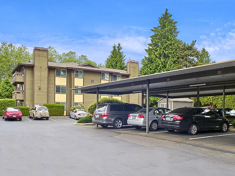 Heritage Grove — Photo 18