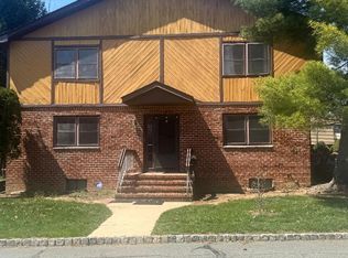 2201 Merrywood Dr #2201, Edison, NJ 08817