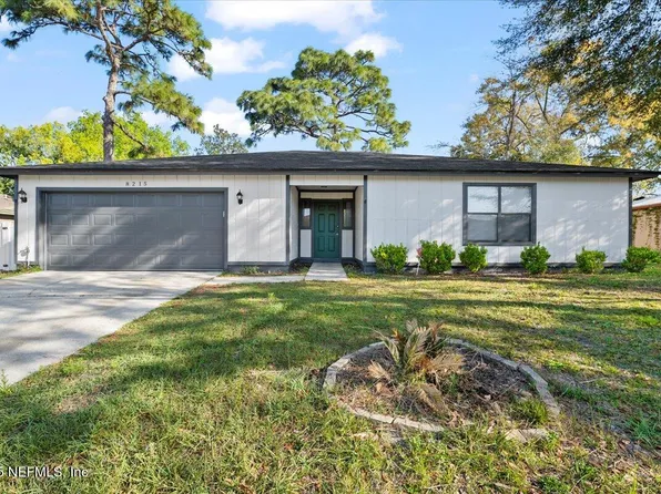 8215 SAILMAKER Lane, Jacksonville, FL 32210