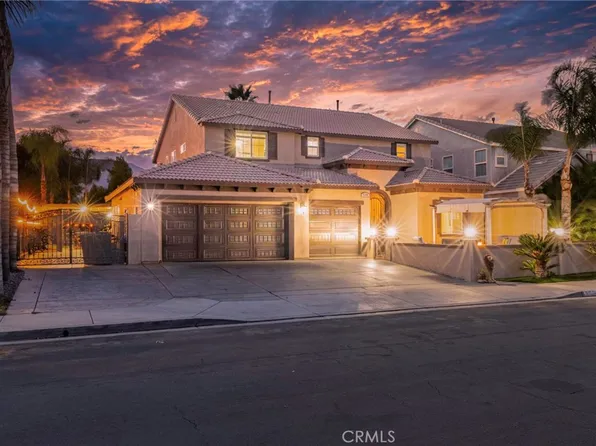 518 Peregrine Ln, San Jacinto, CA 92582