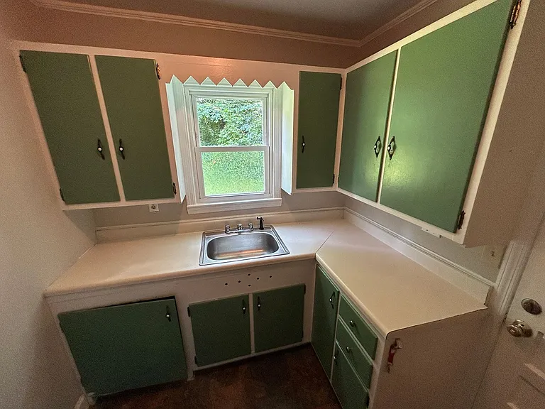 4403 Edgemore Rd — Photo 15