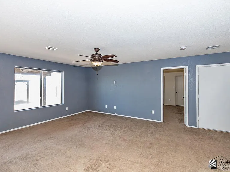 1287 S Fresno Ave — Photo 4
