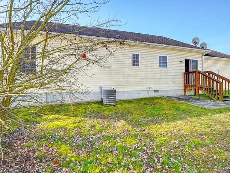 110 Fox Dale Rd — Photo 50
