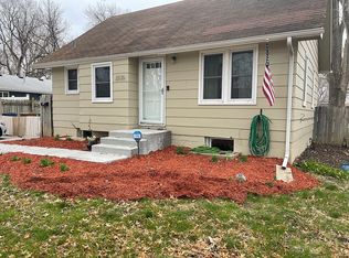 2535 Van Buren St, Bellevue, NE 68005
