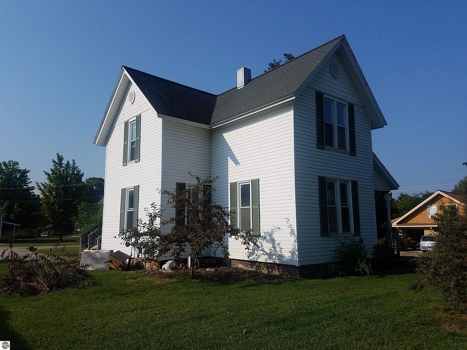 1st image of 830 Hannah Ave