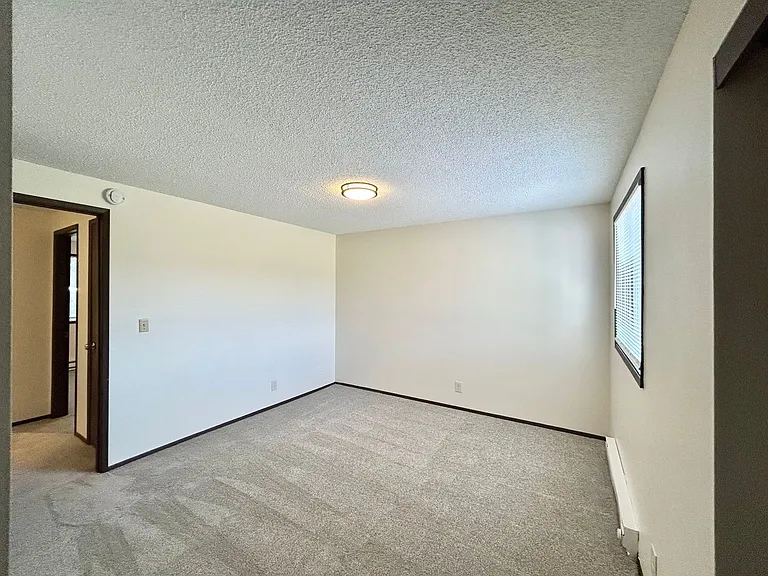 15865-15869 SW Misty Ct — Photo 36
