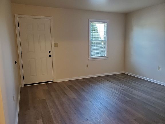 5th image of 405 Judie Ln APT I