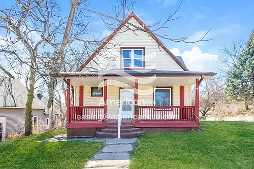 3019 Corby St Photo 1