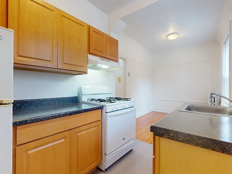 5415 S. Woodlawn Avenue — Photo 41