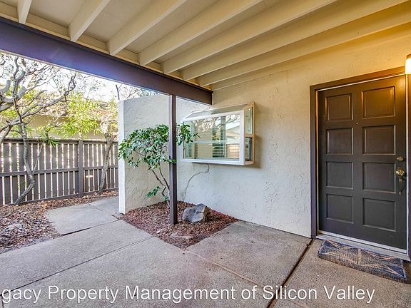 2nd image of 2460 Sharon Oaks Dr