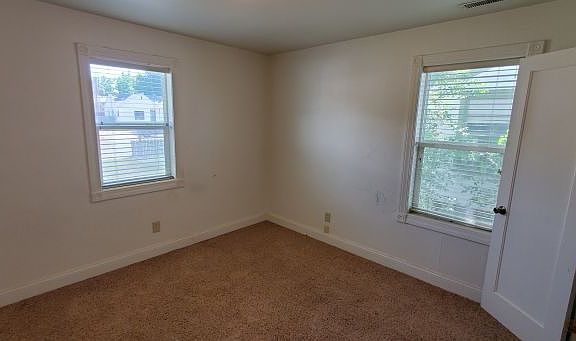 5th image of 1137 Central Ave