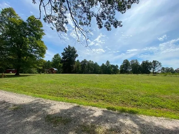 38 Holly Point Dr, Murphy, NC 28906