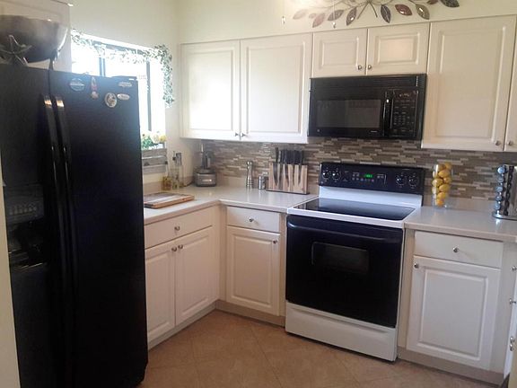 4th image of 1670 SW Crossings Cir