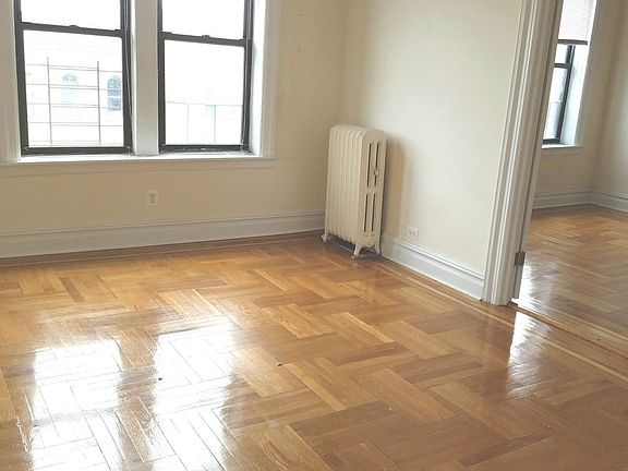 5th image of 20 Seaman Ave APT 6G