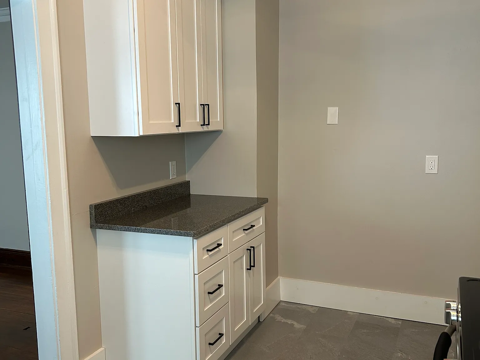 2 bed, 1100 sqft, $1,600 — Photo 4