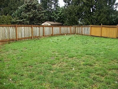 3rd image of 2810 K St SE