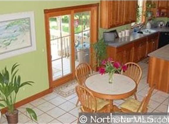 4th image of 40933 Greystone Ave