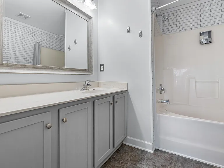 8007 Goldenrain Way — Photo 13