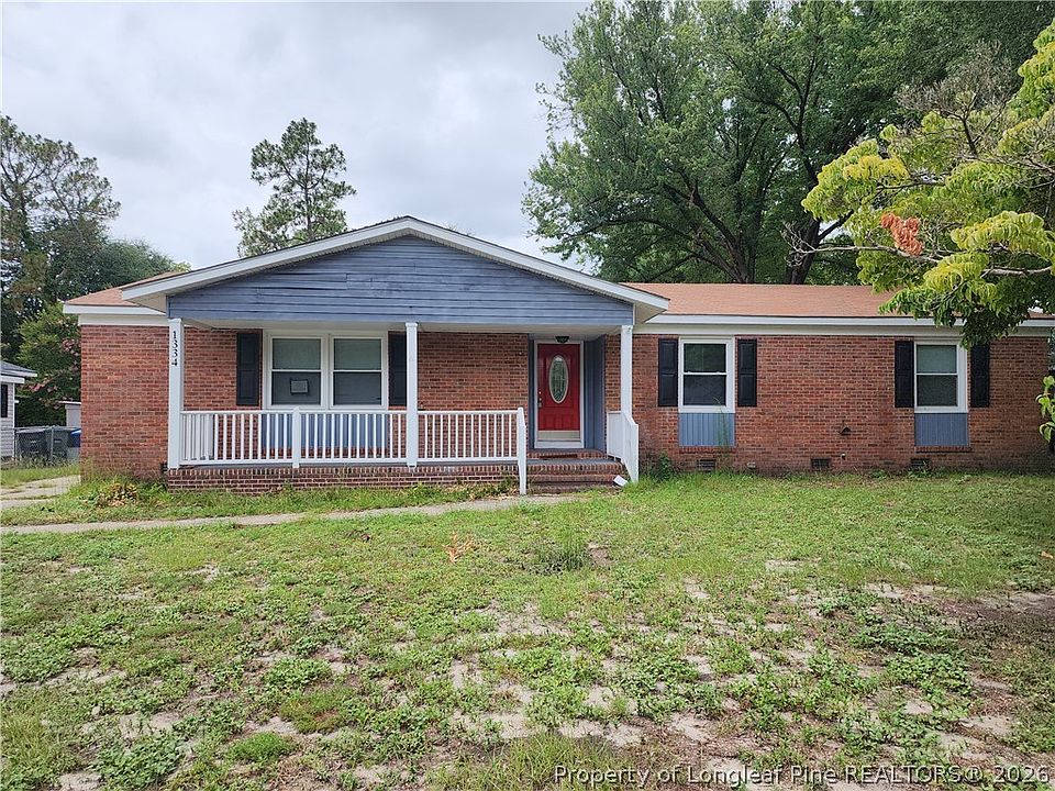1st image of 1334 Camelot Dr