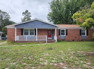 1334 Camelot Dr, Fayetteville, NC 28304