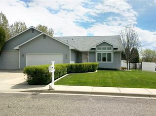 369 Mount McKinley Dr, Billings, MT 59102