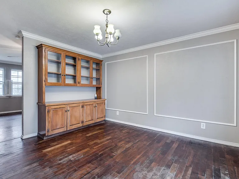 2639 Globe Ave — Photo 6