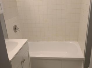 154 W 95th St #2, Chicago, IL 60628