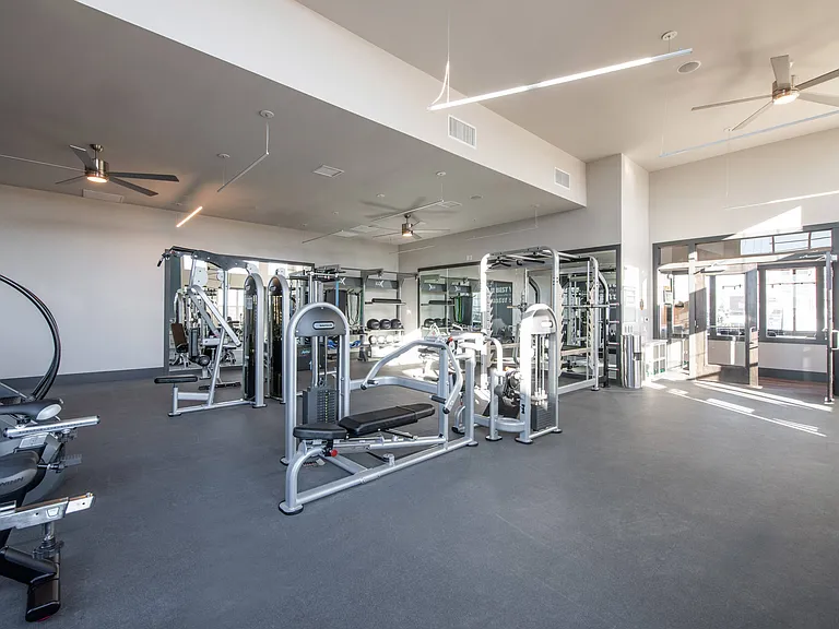 State-of-the-art 24/7 fitness center