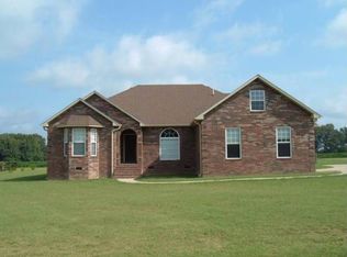 109 Oak St, Martin, TN 38237