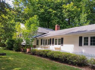 6865 Wilson Mills Rd, Mayfield Village, OH 44143