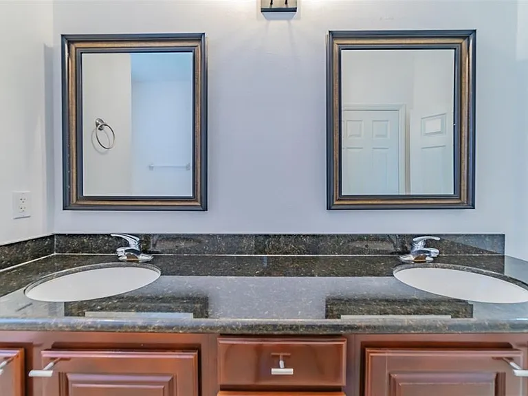 528 Jasmine Way #528 — Photo 42