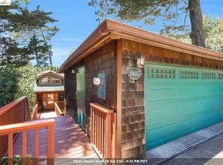 8485 Skyline Blvd, Oakland, CA 94611