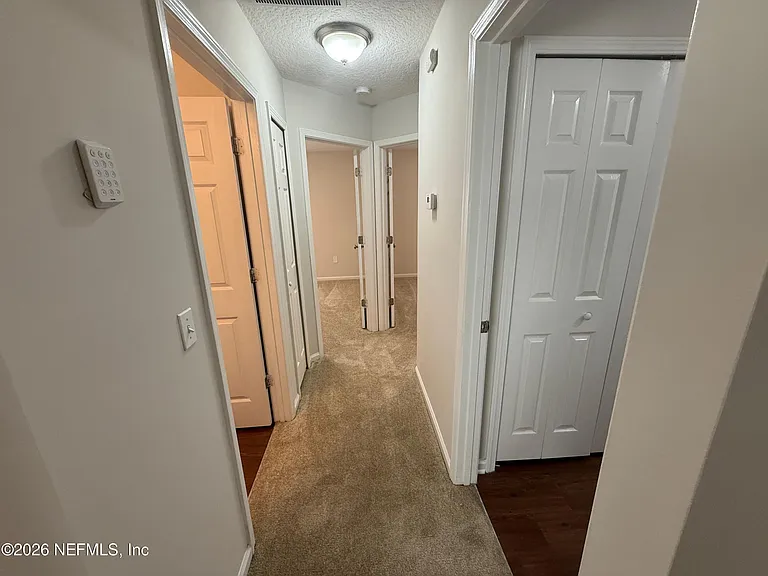 5550 Oak Crossing Dr — Photo 21